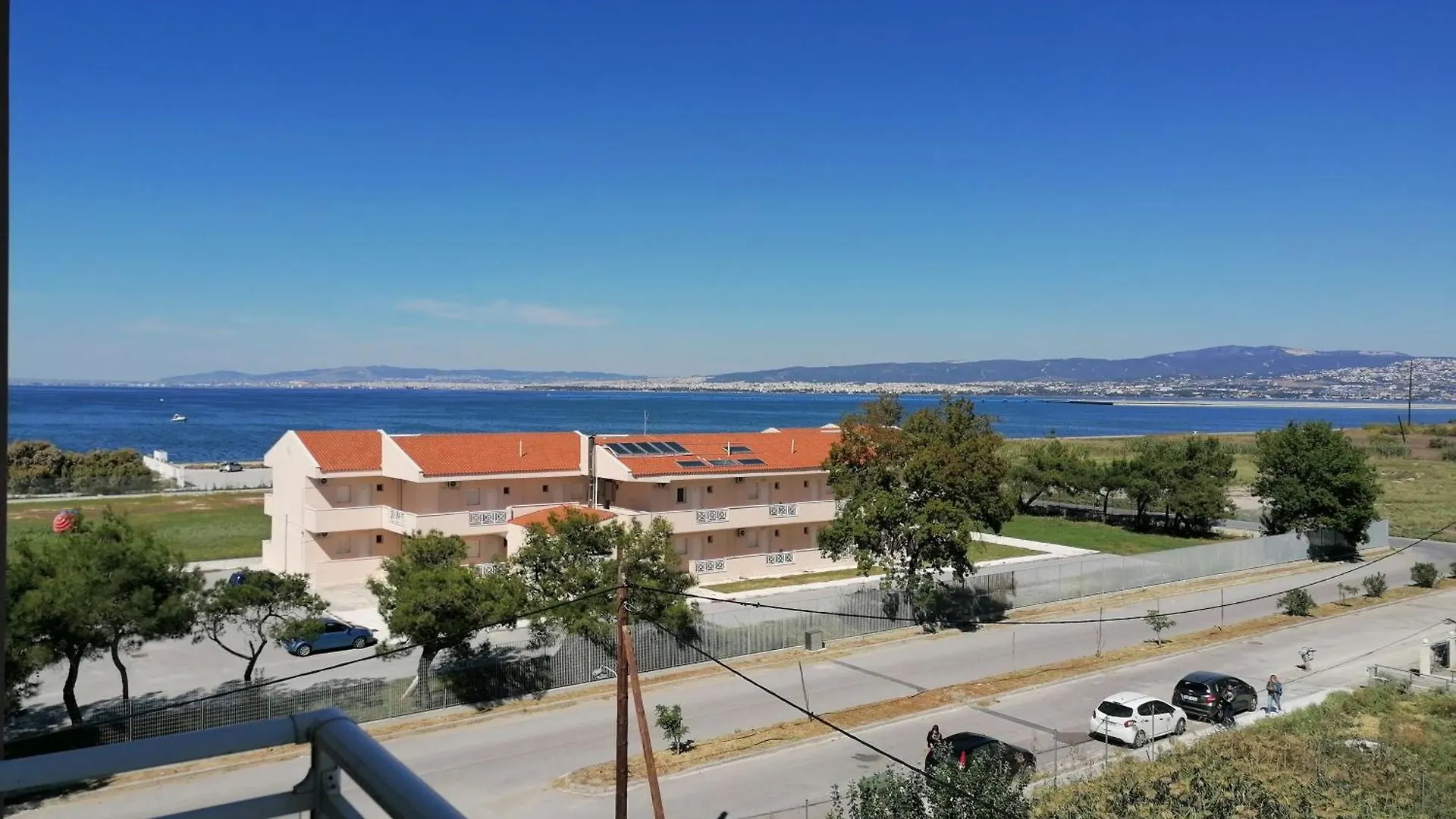 Nest By The Sea Apartment Peraia