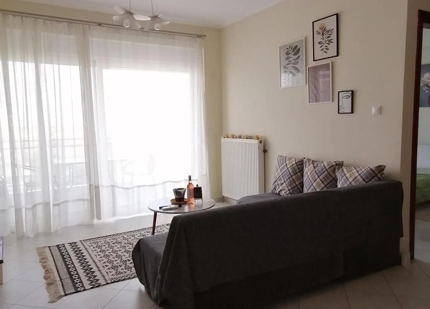 Nest By The Sea Apartment Peraia